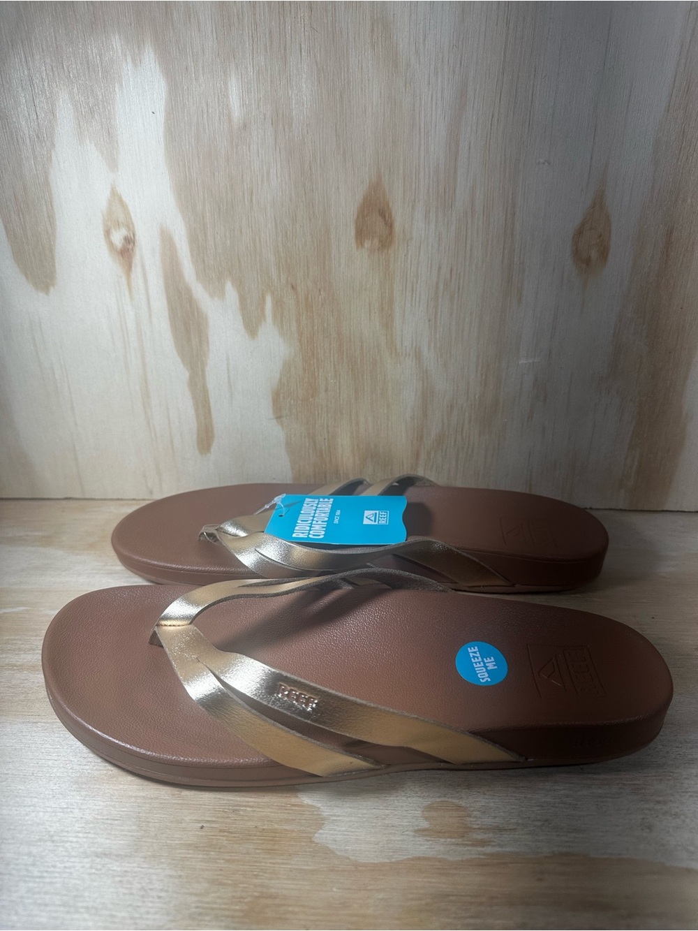 Reef Metallic Gold Flip Flops Women’s Size 10- New with Tags